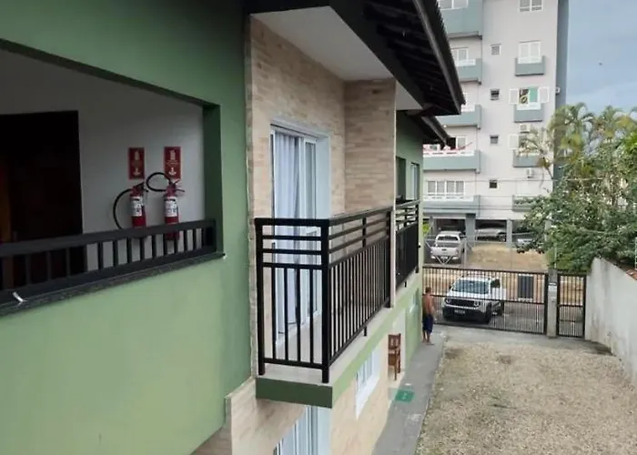 Vila Weiss Flats